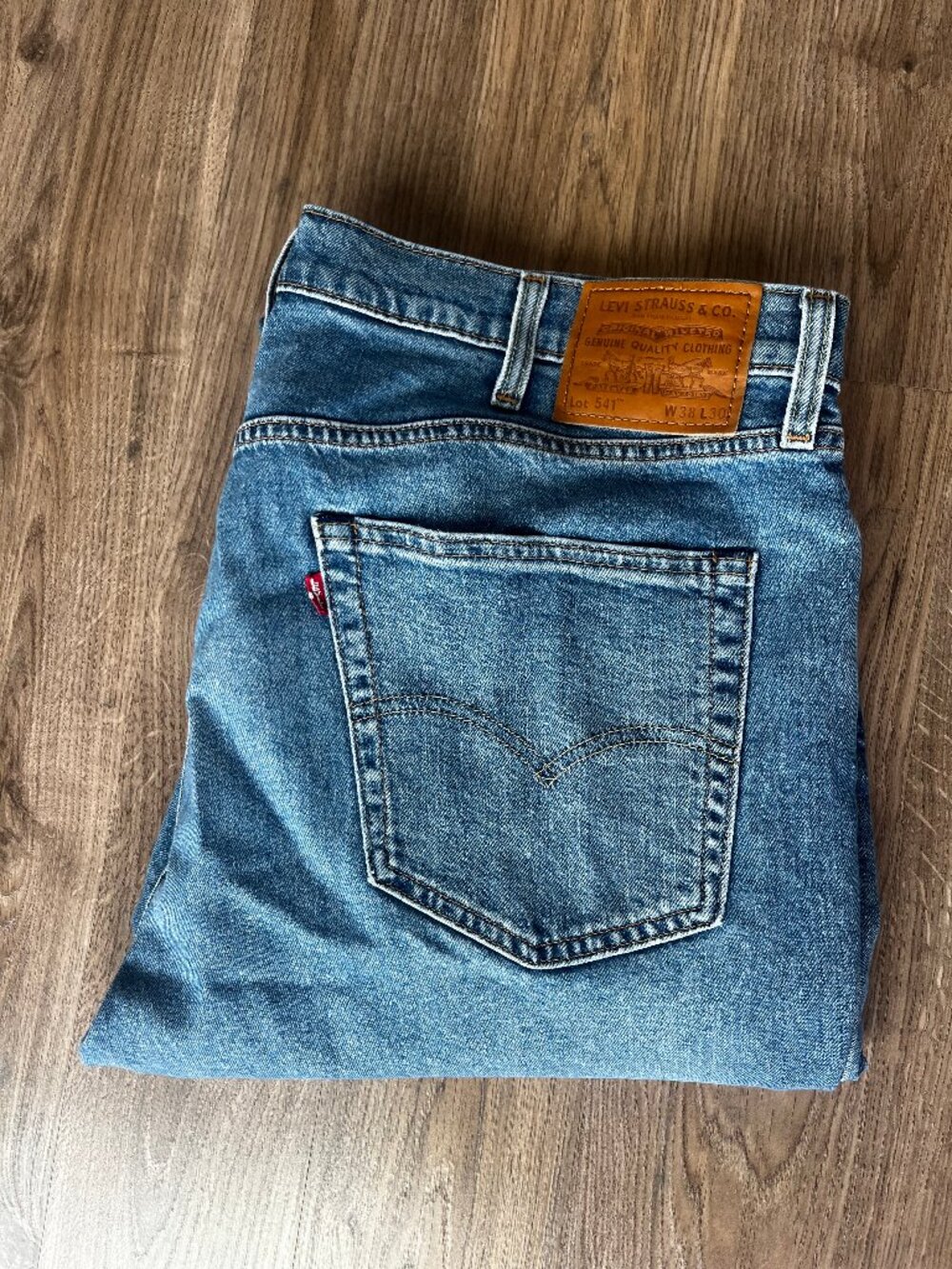 Levi’s 541 Athletic Taper Stretch Jeans Medium Wash W38 L30